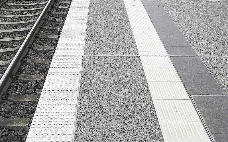 Platform, Wetcast